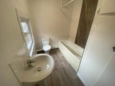 2 bedroom Terraced House to let in Nicholson Street, Newark, NG24