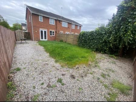 3 bedroom Semi-detached house to let in Wheatsheaf Ave, Newark, NG24