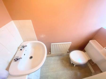 3 bedroom Semi-detached house to let in Wheatsheaf Ave, Newark, NG24