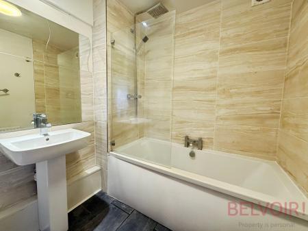 2 bedroom Apartment to let in Castle Brewery, Newark, NG24