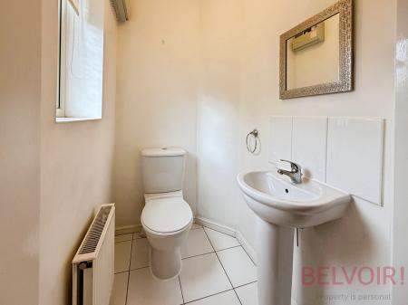 3 bedroom Semi-detached house to let in De Caldwell Drive, Newark, NG24