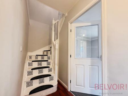 3 bedroom Semi-detached house to let in De Caldwell Drive, Newark, NG24