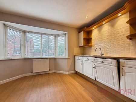 3 bedroom Semi-detached house to let in De Caldwell Drive, Newark, NG24