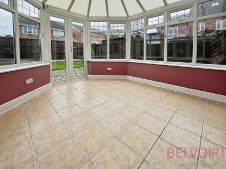 3 bedroom Semi-detached house to let in De Caldwell Drive, Newark, NG24
