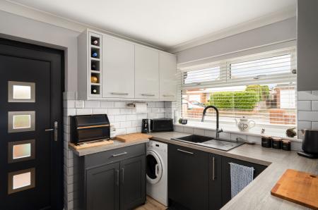 3 bedroom Bungalow for sale in Clayhill Crescent, Newbury, RG14