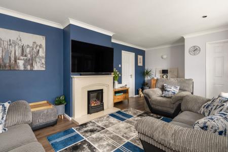 3 bedroom Bungalow for sale in Clayhill Crescent, Newbury, RG14