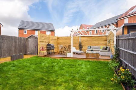 3 bedroom Semi-detached house for sale in Goodenough Drive, Wantage, OX12