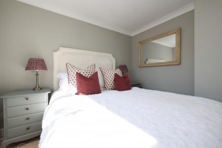 5 bedroom Detached house for sale in Gordon Road, Thatcham, RG18