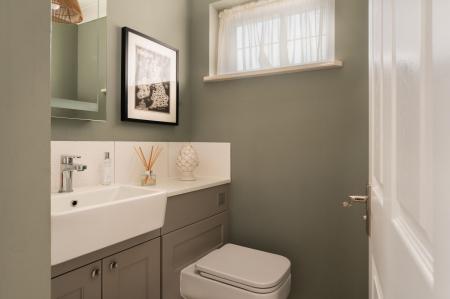 5 bedroom Detached house for sale in Gordon Road, Thatcham, RG18