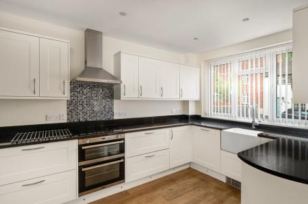 4 bedroom Detached house for sale in Orchard Lane, Wantage, OX12