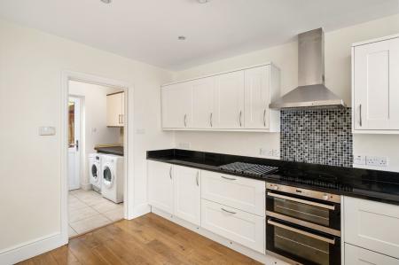 4 bedroom Detached house for sale in Orchard Lane, Wantage, OX12