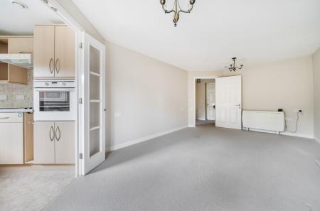 1 bedroom Flat for sale in Western Avenue, Newbury, RG14