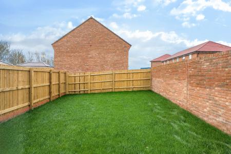 3 bedroom Semi-detached house for sale in Lady Alice Gardens, Newbury, RG14
