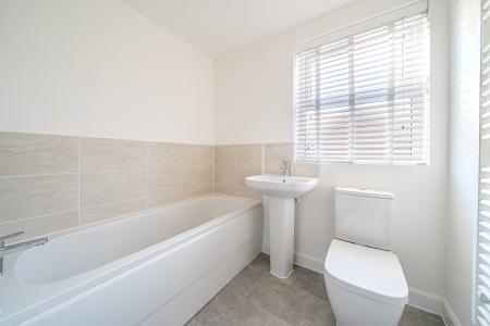 3 bedroom Semi-detached house for sale in Lady Alice Gardens, Newbury, RG14