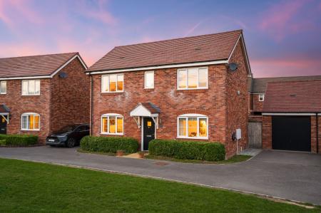 3 bedroom Detached house for sale in Knights Green, Wantage, OX12