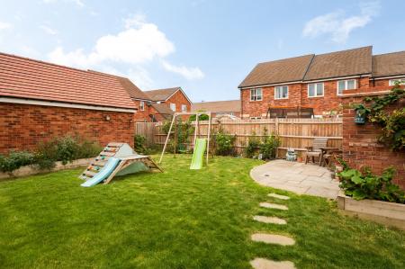 3 bedroom Detached house for sale in Knights Green, Wantage, OX12