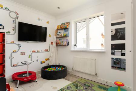 6 bedroom Detached house for sale in Churchward Close, Wantage, OX12