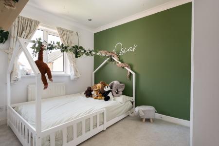 6 bedroom Detached house for sale in Churchward Close, Wantage, OX12