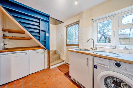 2 bedroom Terraced House for sale in Crooks Terrace, Wantage, OX12