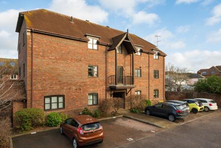 2 bedroom Flat for sale in Northcroft Lane, Newbury, RG14