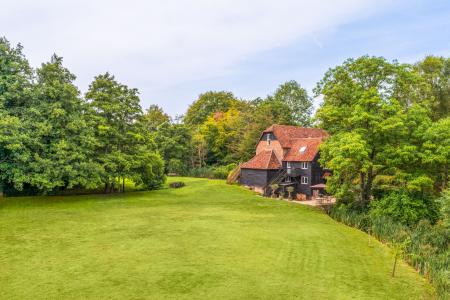 4 bedroom Detached house to let in Ickleton Road, Wantage, OX12