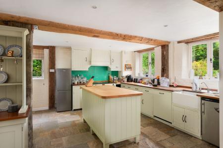 4 bedroom Detached house to let in Ickleton Road, Wantage, OX12