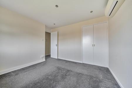 1 bedroom Terraced House to let in Wenlock Way, Thatcham, RG19