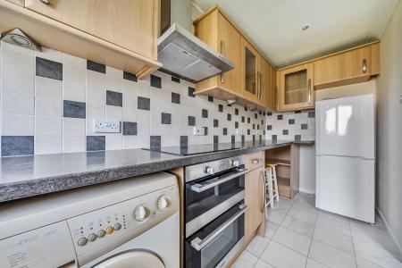1 bedroom Terraced House to let in Wenlock Way, Thatcham, RG19