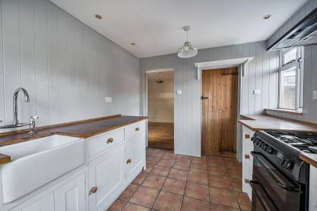 2 bedroom Semi-detached house to let in Wheatsheaf Lane, Newbury, RG14