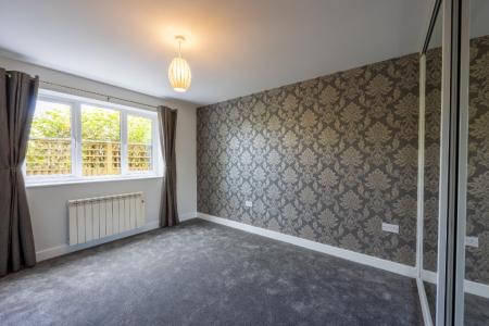1 bedroom Apartment to let in Enborne Road, Newbury, RG14