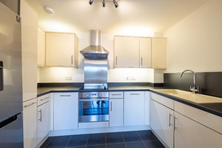 1 bedroom Apartment to let in Enborne Road, Newbury, RG14