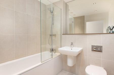 2 bedroom Flat for sale in Kingman Way, Newbury, RG14