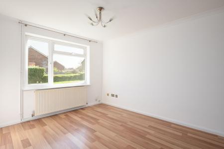 3 bedroom Terraced House for sale in Mallard Way, Wantage, OX12