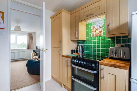 1 bedroom Flat to let in Eeklo Place, Newbury, RG14