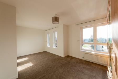 Gaywood Drive, Newbury, RG14