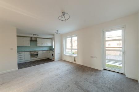 2 bedroom Flat to let in Gaywood Drive, Newbury, RG14