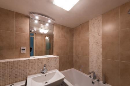 2 bedroom Flat to let in Mill Lane, Newbury, RG14