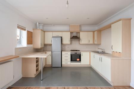 2 bedroom Flat for sale in Thornycroft Close, Newbury, RG14