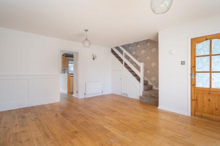 3 bedroom Semi-detached house for sale in Meadow Close, Thatcham, RG19