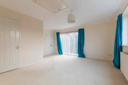 5 bedroom Detached house to let in Greenacres, Newbury, RG20