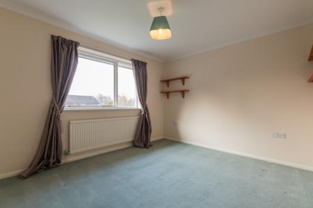 5 bedroom Detached house to let in Greenacres, Newbury, RG20