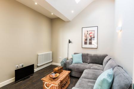 2 bedroom Flat to let in Northbrook St, Newbury, RG14