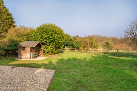 4 bedroom Detached house to let in West Street, Newbury, RG20