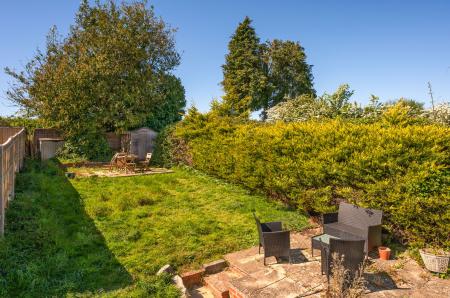 3 bedroom Semi-detached house for sale in Middle Close, Newbury, RG14