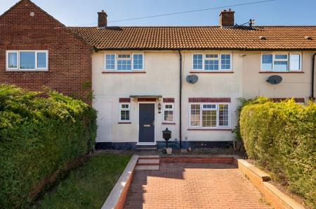 Middle Close, Newbury, RG14
