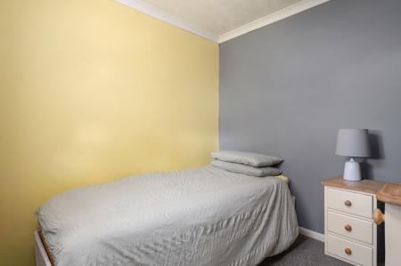 3 bedroom Semi-detached house for sale in Middle Close, Newbury, RG14