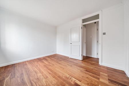 2 bedroom Flat to let in West Mills, Newbury, RG14
