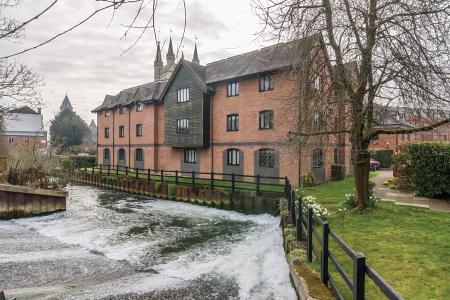 West Mills, Newbury, RG14