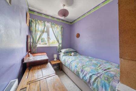 3 bedroom Semi-detached house for sale in Grindle Close, Thatcham, RG18