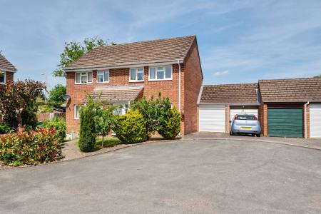 Grindle Close, Thatcham, RG18